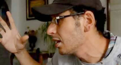 المعتقل "ربيع الأبلق" يعلق اضرابه عن الطعام