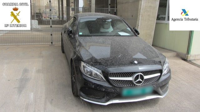 بالصور.. حجز سيارات فخمة بمدينة مليلية مسروقة من أوروبا