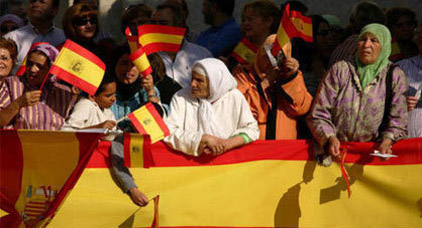 منظمة دولية تدعو إسبانيا إلى حماية المهاجرين المغاربة من الحملات العنصرية