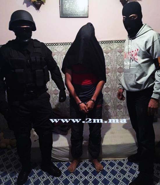 بالصور والفيديو.. هكذا تم إلقاء القبض على 4 دواعش كانوا يخططون لأعمال إرهابية بفاس