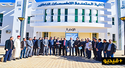 أساتذة وإدارة كلية الناظور يطلعون "خالد الصمدي" على مشاكل وإكراهات المؤسسة 