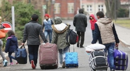 بينهم ألاف الريفيين.. حوالي 80 ألف مهاجر مغربي مهددون بالترحيل من أوروبا أو الإعتقال