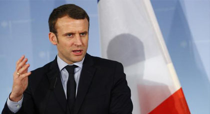 الرئيس الفرنسي يعرب عن تقديره للمحجبات ويدعو مواطني بلده الى احترامهن