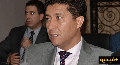 بعيوي يدعو المقاولات الفائزة بصفقات المشاريع الى تشغيل 200 من الاشخاص المكفوفين