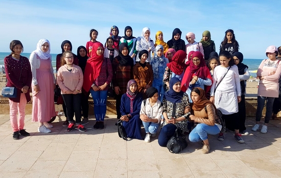 الجمعية الخيرية لدار الطالبة تفرسيت تنظم رحلة ترفيهية واستكشافية لنزيلتها إلى مناطق سياحية