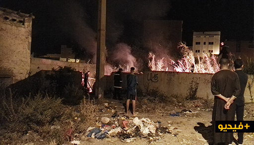 شاهدوا.. اندلاع حريق بحي "جعدار" يستنفر رجال المطافئ بالناظور