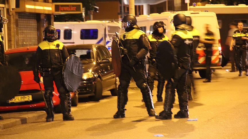 هولندا: اعتقال مغربيين خططا لشن هجمات إرهابية في باريس وروتردام