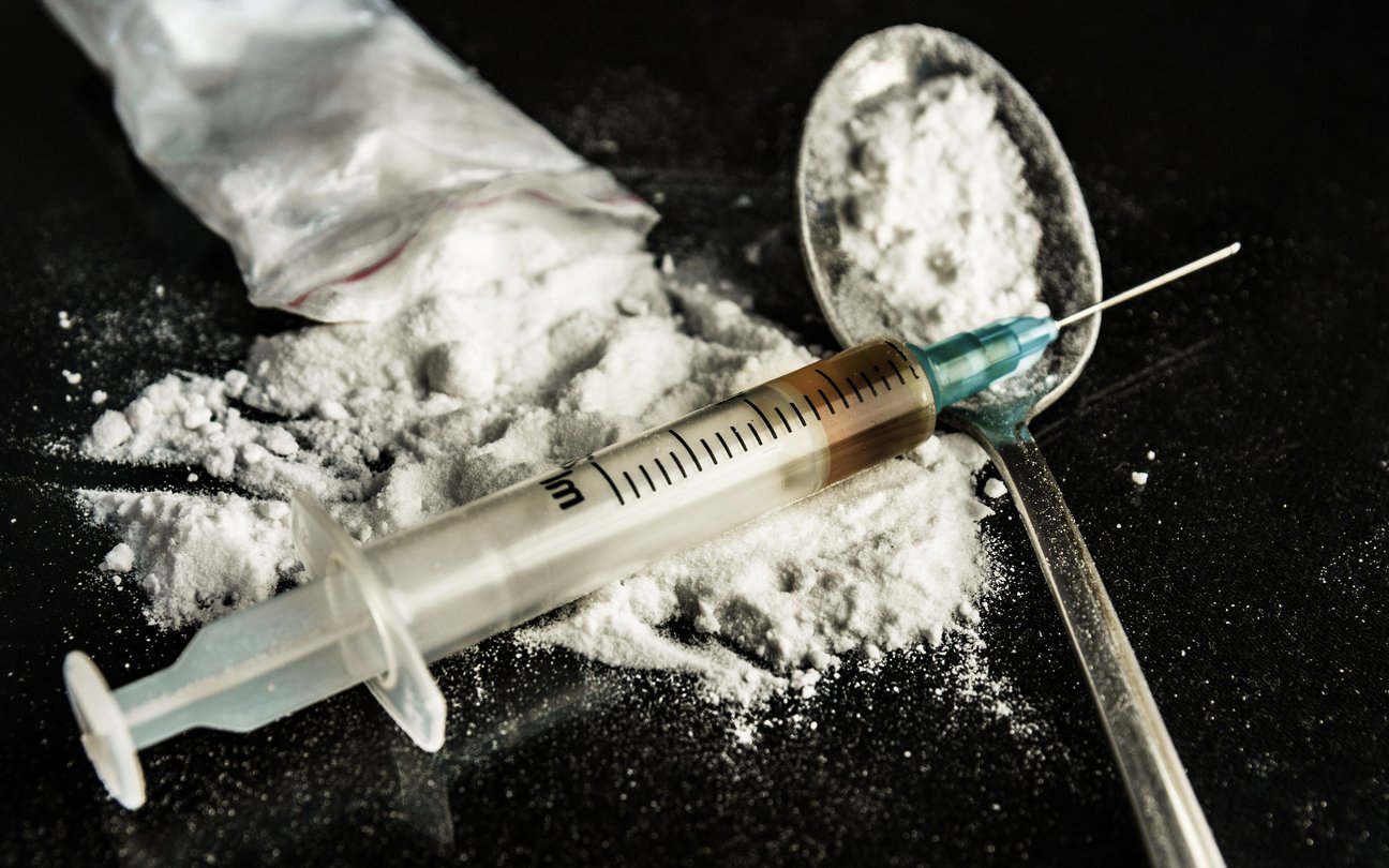 أغلب الحالات في الشمال.. جمعية تحذر من ارتفاع الوفيات بسبب الجرعات الزائدة من المخدرات
