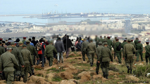إصابة 12 من الجنود المغاربة خلال أداء مهامهم في الناظور 