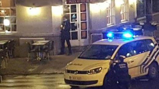 بروكسل.. مسلح يهاجم مطعما ويحتجز رهائن والشرطة تطلب السكان البقاء بمنازلهم