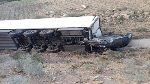 بالصور.. المديرة الإقليمية للتعليم بالناظور وصلاح العبوضي يتعرضان لحادثة سير بالطريقة الساحلية