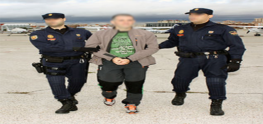 ملاحقة مهربي الحشيش تطال رجال الأمن في المغرب وإسبانيا