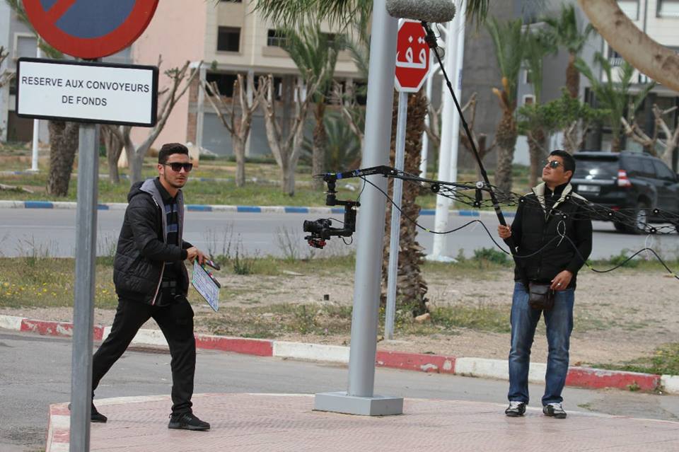 بورتريه.. أنور المدرسي شاب ناظوري قاده شغفه بالركح والسينما إلى البصم على أفلام ريفية ضخمة