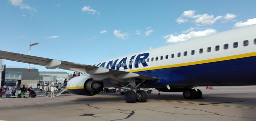 شركة الطيران ريان إير تعلن عن إفتتاح خطيين جويين يربطان تولوز بوجدة وطنجة 