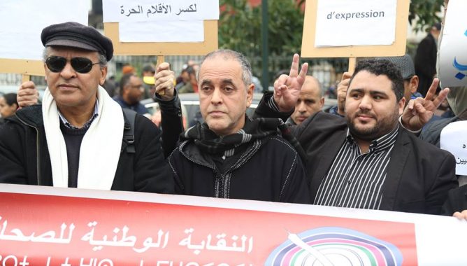 الحبس والغرامة لصحافيين نشروا معلومات صحيحة