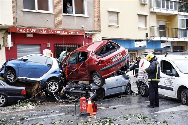 بالفيديو.. تصادم ضخم ضواحي مدريد يسفر عن إصابة 35 شخصا بينهم مغاربة