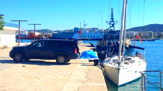 البحرية الإسبانية تعتقل 3 أشخاص وتحجز قارب محمل بـ5 أطنان من الحشيش أبحر من سواحل الريف