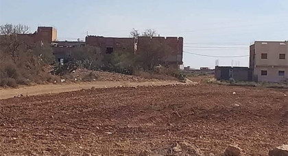 عودة البناء العشوائي لجماعة سلون يغضب الرأي العام المحلي 