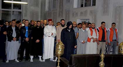 جمعويون مغاربة بألمانيا يقيمون مائدة إفطار جماعي بحضور فعاليات دينية