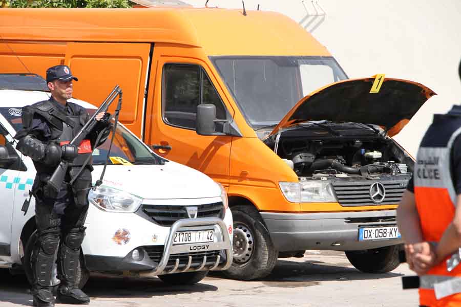 أمن الناظور يعرض محجوزات عصابة إجرامية تنشط في ترويج المخدرات والمؤثرات العقلية 