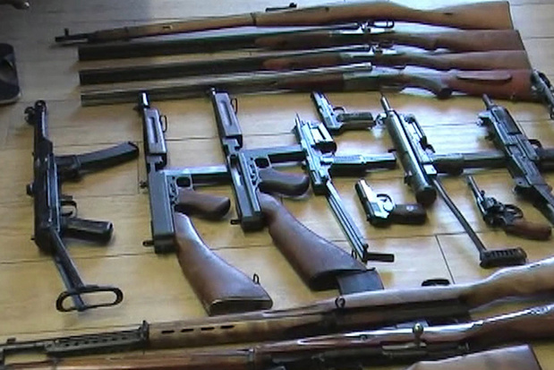 بالصور.. العثور على أزيد من 5 مليون يورو من الكوكايين وأسلحة نارية وتوقيف 11 شخصا ببلجيكا