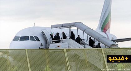 مهاجر مغربي مُرحل من ألمانيا : لا مستقبل لي في المغرب ...وسأعود سباحة إلى ألمانيا مهاجر مغربي مُرحل من ألمانيا : لا مستقبل لي في المغرب ...وسأعود سباحة إلى ألمانيا