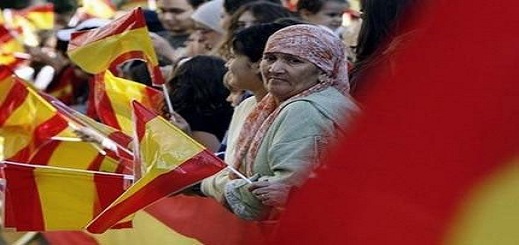 المغاربة في صدارة قائمة الأجانب المسجلين بمؤسسات الضمان الاجتماعي في اسبانيا