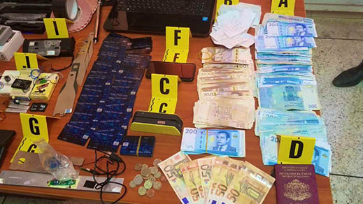 بالصور.. توقيف مواطن أجنبي قرصن مجموعة من  الحسابات البنكية للمغاربة