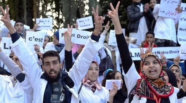 الممرضون يعلنون عودتهم للإضراب احتجاجا على وزارة الدكالي