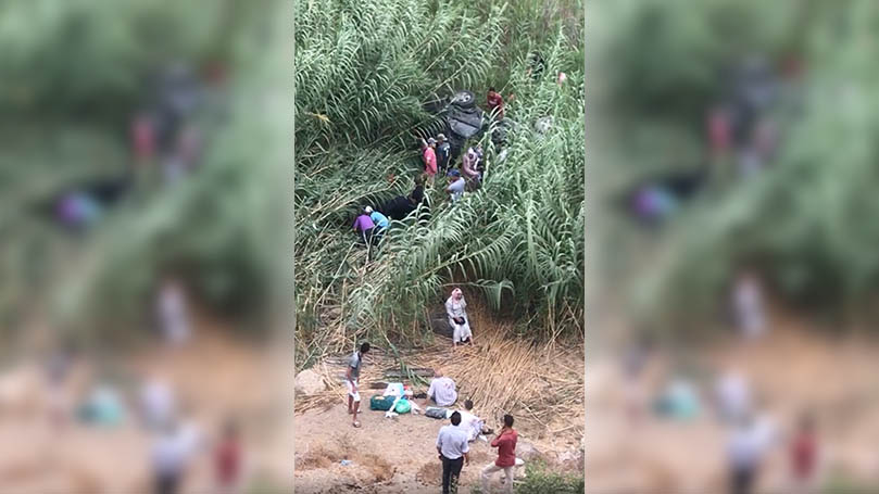 بالفيديو.. مصرع سيدة وإصابة 5 اشخاص بجروح خطيرة في حادث إنقلاب سيارة نفعية بالحسيمة