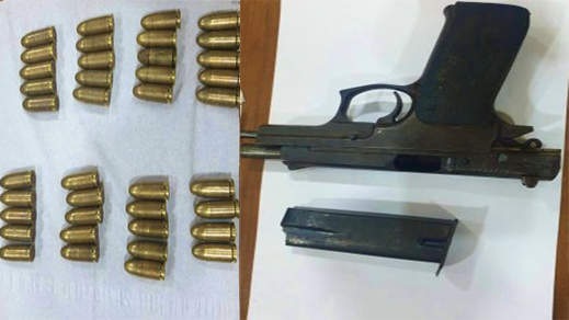 بالصور محجوزات اخطر زعيم عصابة بالناظور.. مسدس و 39 رصاصة بالصور محجوزات اخطر زعيم عصابة بالناظور.. مسدس و 39 رصاصة