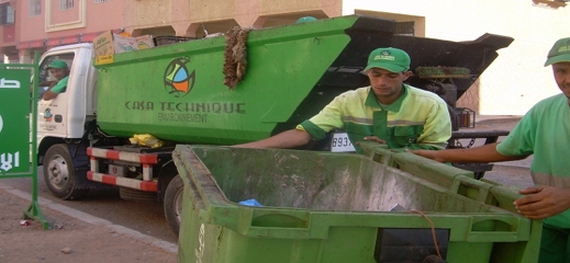 تخوف من استمرار مشكل الأزبال بالناظور بعد الإعلان عن الشركتين الفائزتين بالصفقة