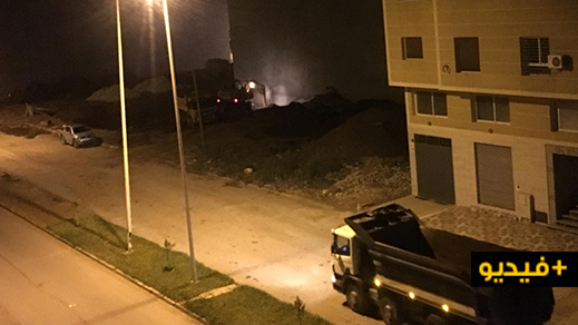 يهم السلطات المحلية بالناظور.. منعش عقاري يقوم باشغال بناء ليلا ويزعج السكان بحي المطار 