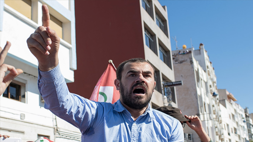 في تسجيل صوتي لناصر الزفزافي: حرق العلم المغربي عمل مشين قامت به شرذمة من المنافقين