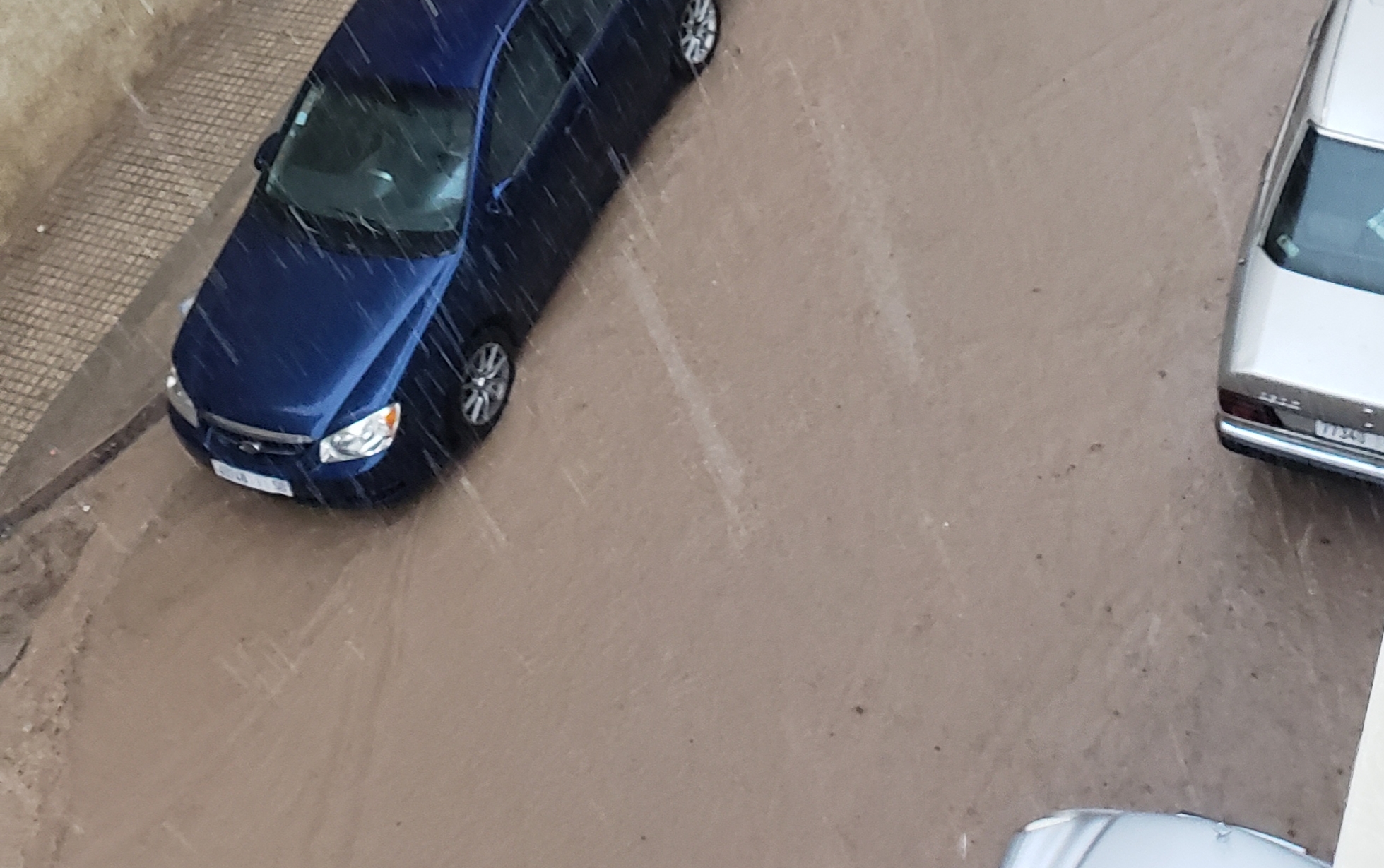 نشرة خاصة.. التساقطات المطرية والثلجية مستمرة إلى غاية فجر الأربعاء
