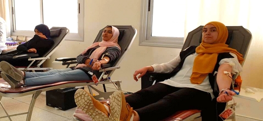 بمناسبة اليوم الوطني للتبرع بالدم.. طلبة وأطر المعهد العالي للمهن التمريضية بالناظور ينظمون حملة  للتبرع