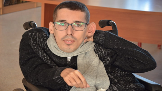 الفاعل الجمعوي والحقوقي عادل احكيم يوجه رسالة الى العثامني والمصلي حول توضيفات الأشخاص في وضعية اعاقة