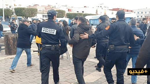 السلطات تمنع تنظيم وقفة تخليدا لذكرى احداث 84 بالناظور السلطات تمنع تنظيم وقفة تخليدا لذكرى احداث 84 بالناظور