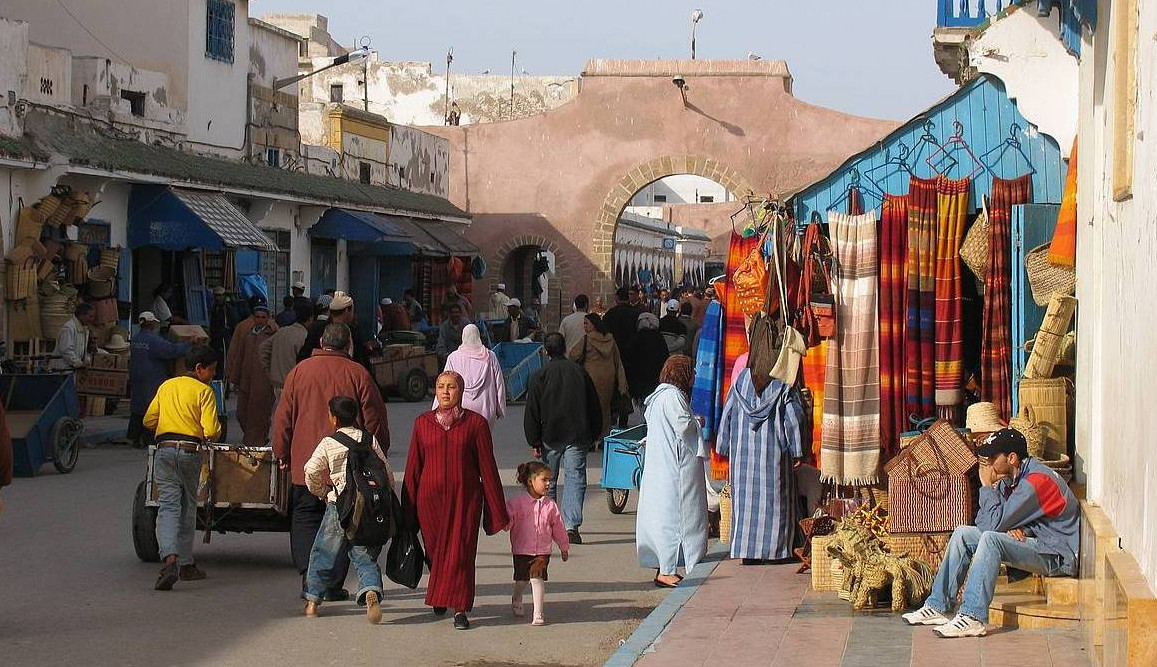 تقرير يرصد تشاؤم الأسر المغربية وسط توقعات بارتفاع البطالة وتراجع القدرة الشرائية