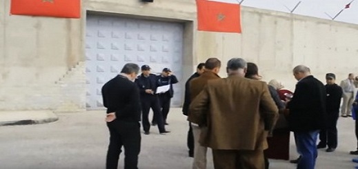 بعد إغلاق أبواب السجن في وجهها.. جمعية تطالب فتح الحوار مع معتقلي الريف