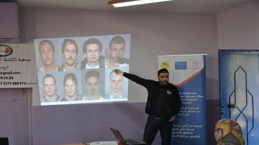 ورشة تحسيسية في موضوع مخاطر تعاطي المخدرات بالثانوية الاعدادية بني شيكر ورشة تحسيسية في موضوع مخاطر تعاطي المخدرات بالثانوية الاعدادية بني شيكر