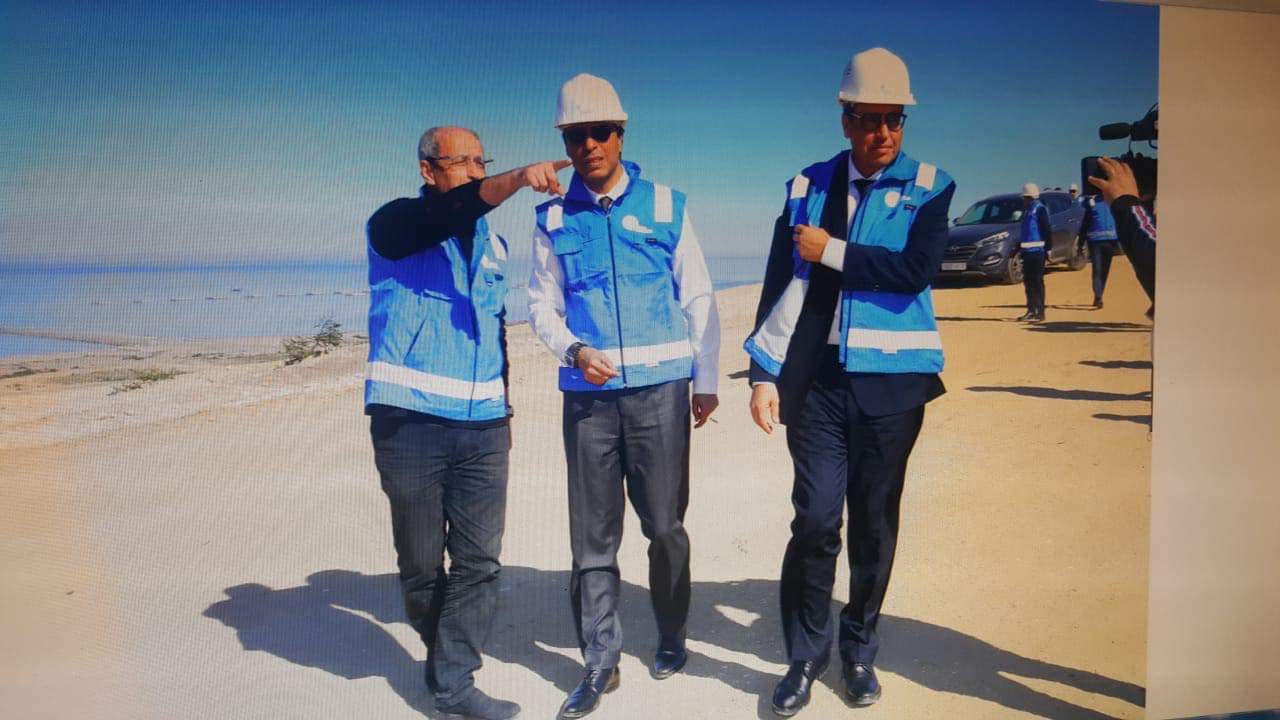 وزير التجهيز وعامل الاقليم يطلعان بإعزانن على تقدم أشغال ميناء الناظور غرب المتوسط 