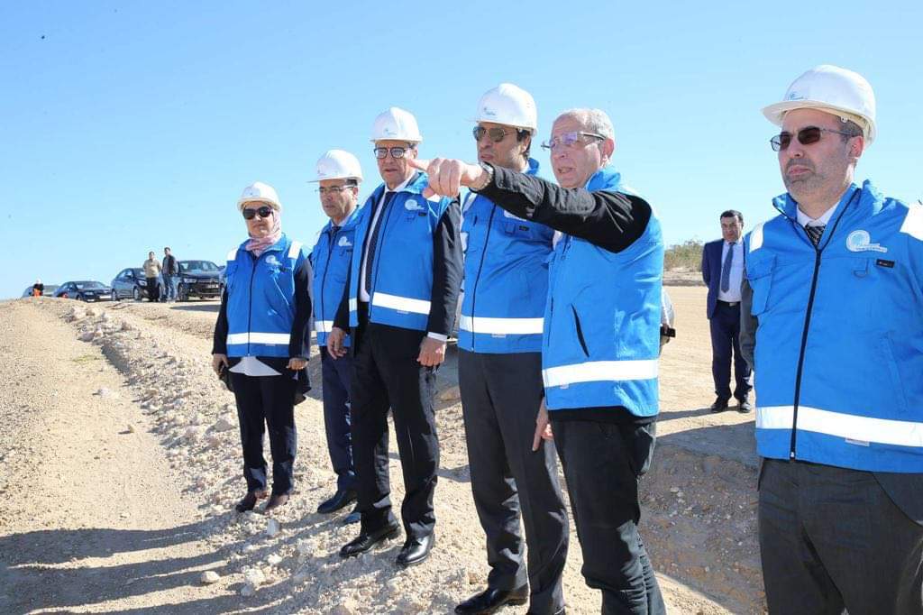 وزير التجهيز وعامل الاقليم يطلعان بإعزانن على تقدم أشغال ميناء الناظور غرب المتوسط 