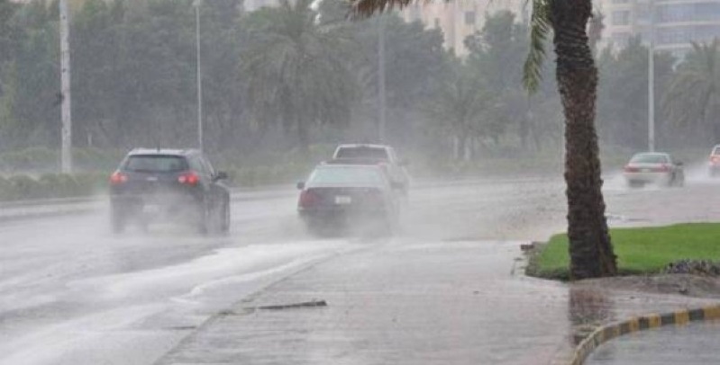 زخات رعدية محليا قوية من زوال اليوم الى منتصف الليل بالعديد من مناطق المملكة