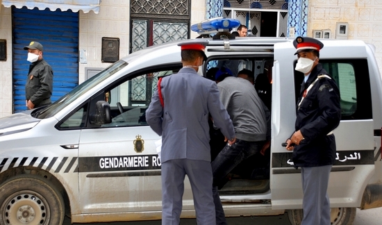 سلطات إقليم الدريوش تشدد المراقبة بجماعات الإقليم وتعتقل 20 شخصا وسيارات خرقوا قانون الطوارئ الصحية
