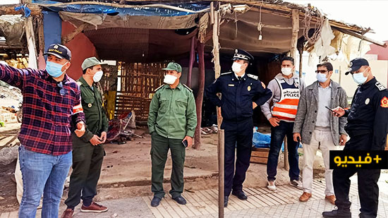 سلطات الناظور تواصل هدم الأسواق العشوائية وتحث التجار على احترام اجراءات السلامة والوقاية