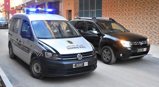 بالفيديو.. سلطات مدينة بن الطيب تواصل حملات الاعتقال المخالفة لقانون الطوارئ بعد الساعة السادسة مساءا