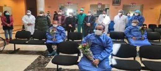 الحسيمة.. الوضعية الوبائية مستقرة وإجمالي المتعافين يرتفع إلى 6 أشخاص بينهم رجل مسن الحسيمة.. الوضعية الوبائية مستقرة وإجمالي المتعافين يرتفع إلى 6 أشخاص بينهم رجل مسن