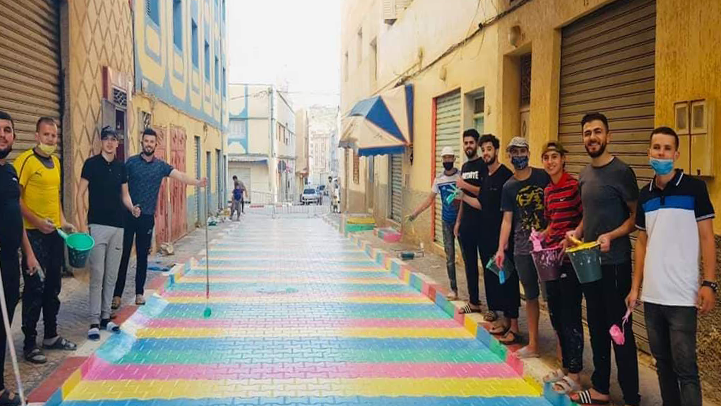 بالصور.. شباب ببني بوعياش يحولون أزقة المدينة إلى قطع فنية
