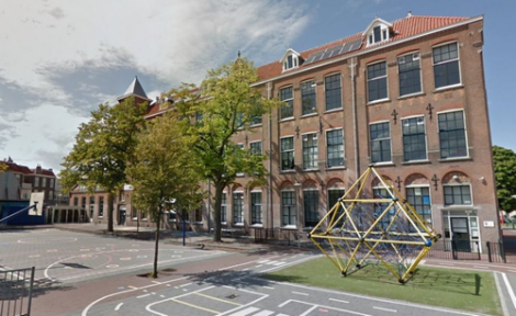 هولندا.. إخلاء مدرسة من 500 تلميذ بعد اكتشاف إصابات بكورونا